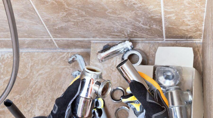 Professional gutter cleaning in Rockville Centre, NY